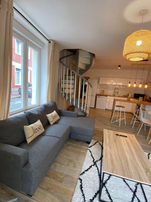 Charmante Maison Dans Le Vieux Douai Buitenkant foto